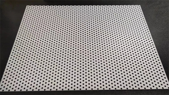 strato perforato di alluminio AA1060, AA1100, AA3003 di 0.8mm bianco e nero